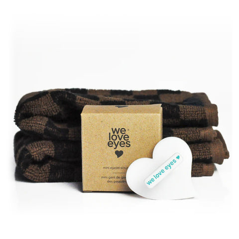 We Love Eyes Mini Eyelid Scrub Mitt – Precision Cleansing for Healthy Lids